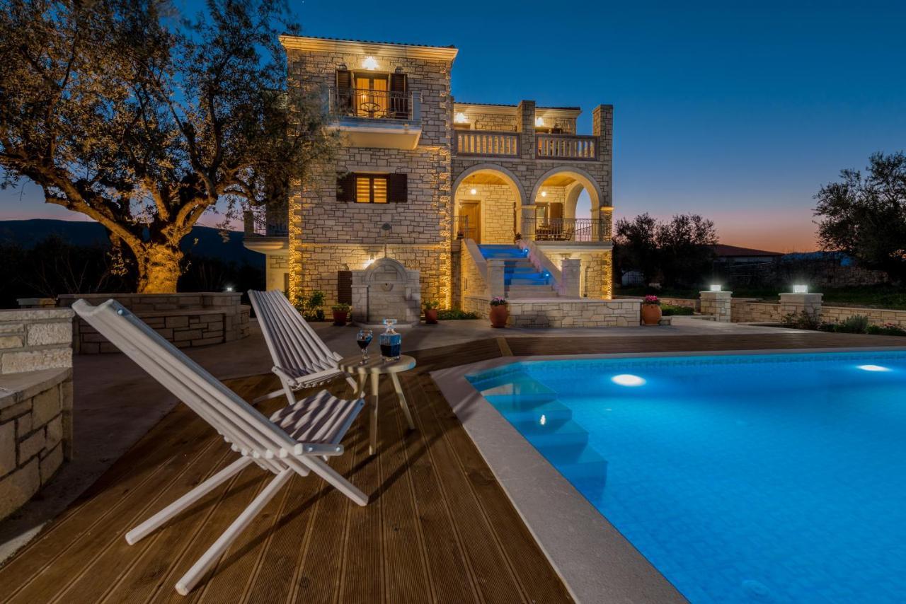Filoxenia Stone House Villa